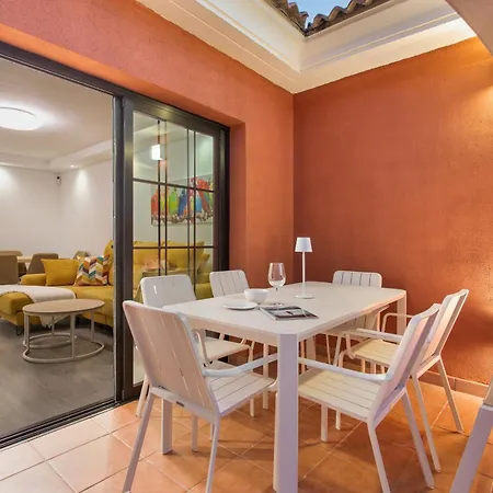 Obsidian Aquarela 아데제